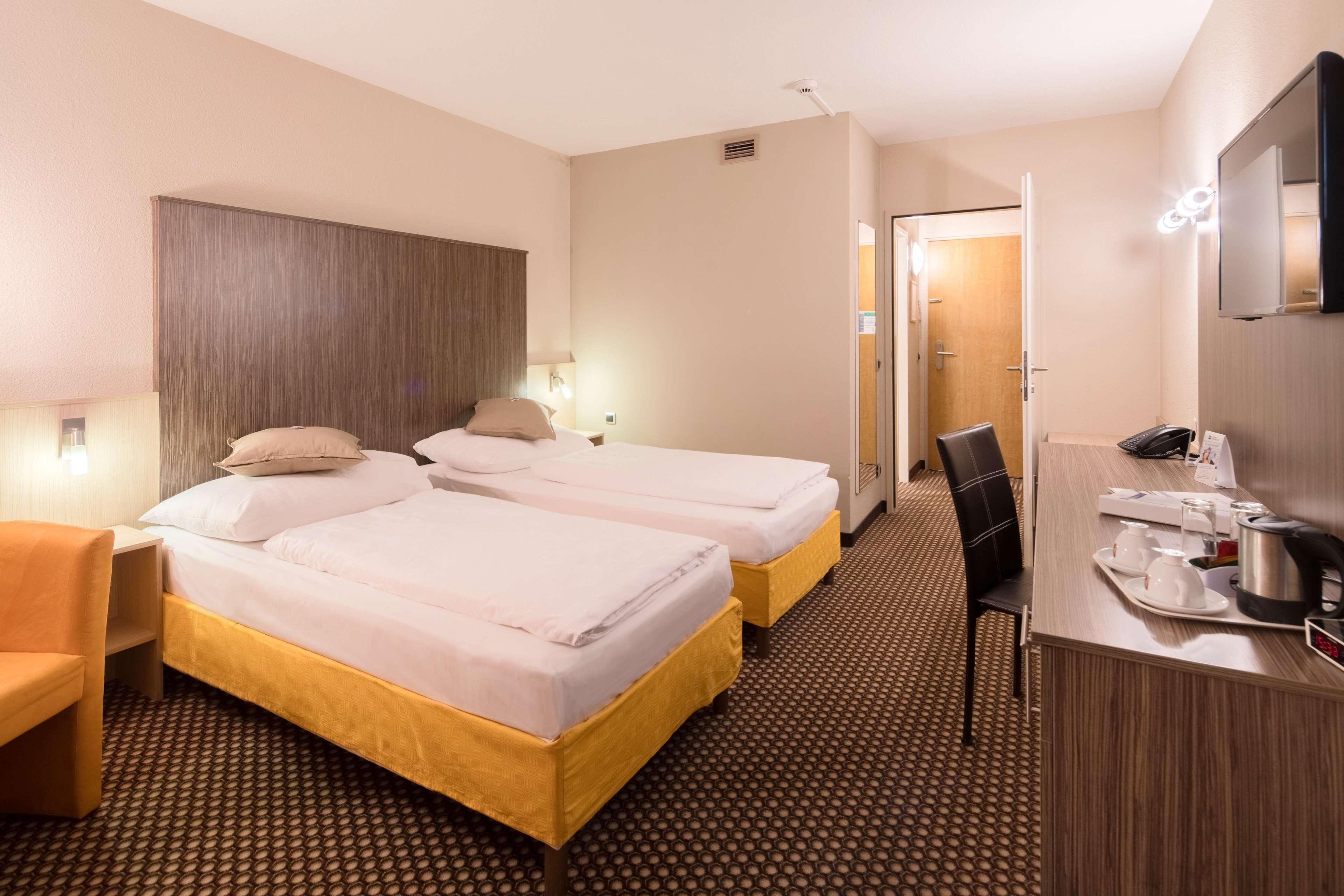 Best Western Smart Hotel Voesendorf Luaran gambar